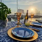 Hotel en barco On Boat Poetica