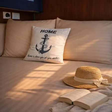 Hotel na wodzie On Boat Poetica *